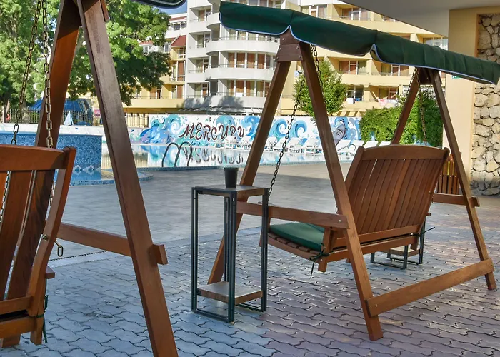 מלון Mercury סאני ביץ'