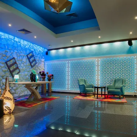 Mercury 4* ساني بيتش