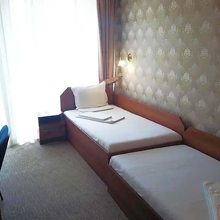 Szálloda Mercury 4*
