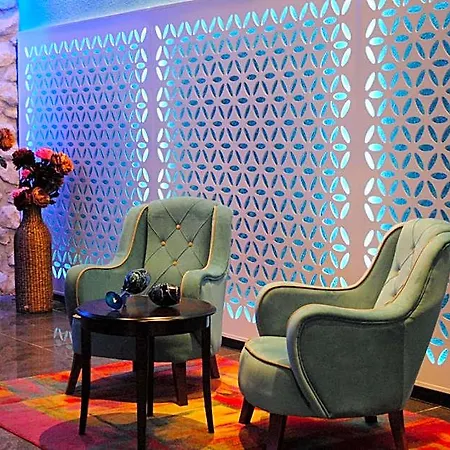 Mercury Hotel 4*